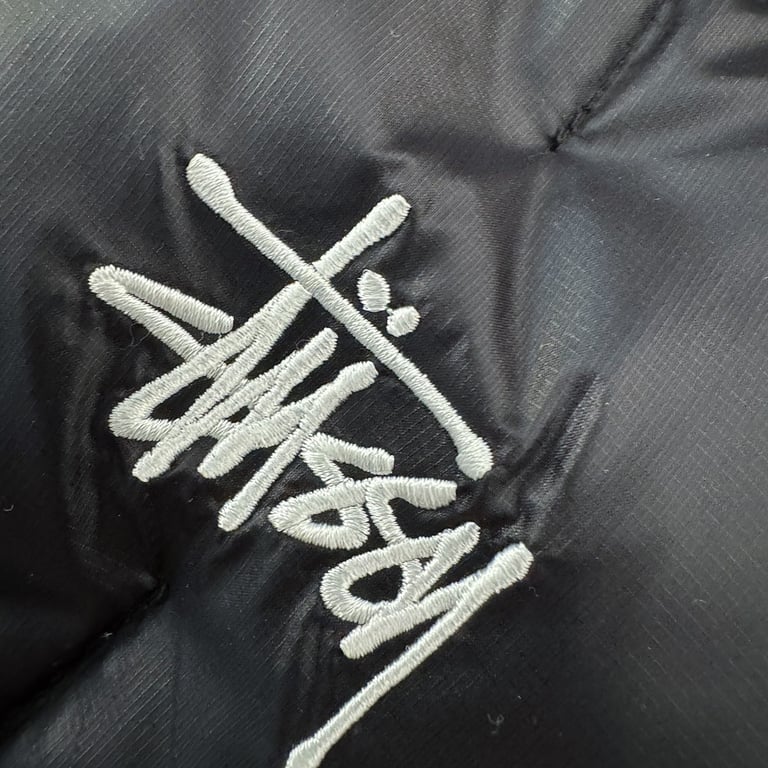 Stüssy x Mountain Hardwear Hooded Down Jacket Black - 28