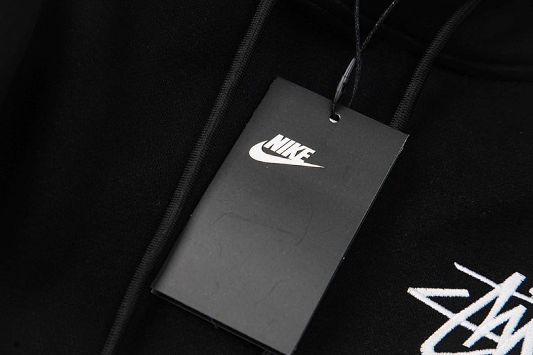 Stüssy x Nike World Tour Hoodie - 27