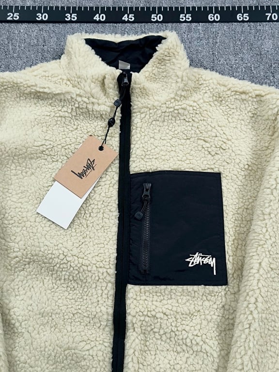 Stüssy 8 Ball Sherpa Reversible Jacket - 23