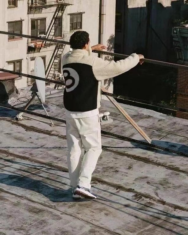 Stüssy 8 Ball Sherpa Reversible Jacket - 38