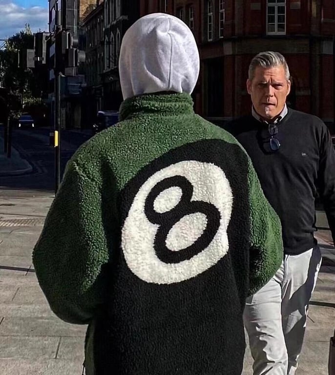 Stüssy 8 Ball Sherpa Reversible Jacket - 44