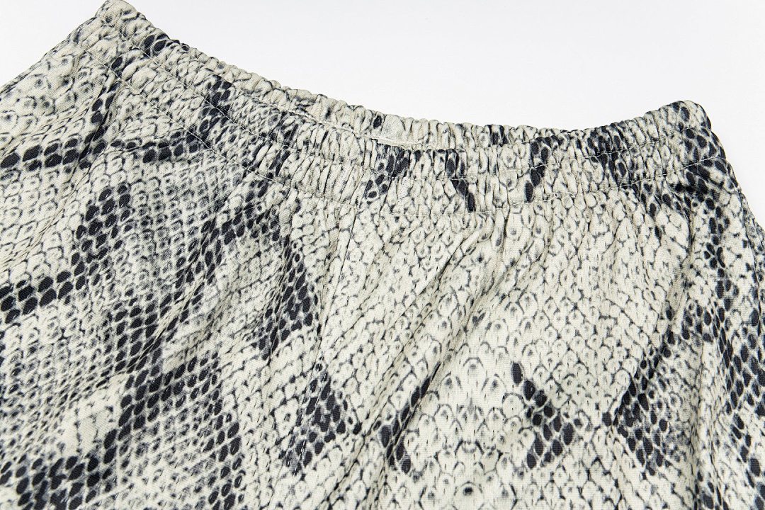 Stüssy Snake Print Loose-Fit Shorts - 5