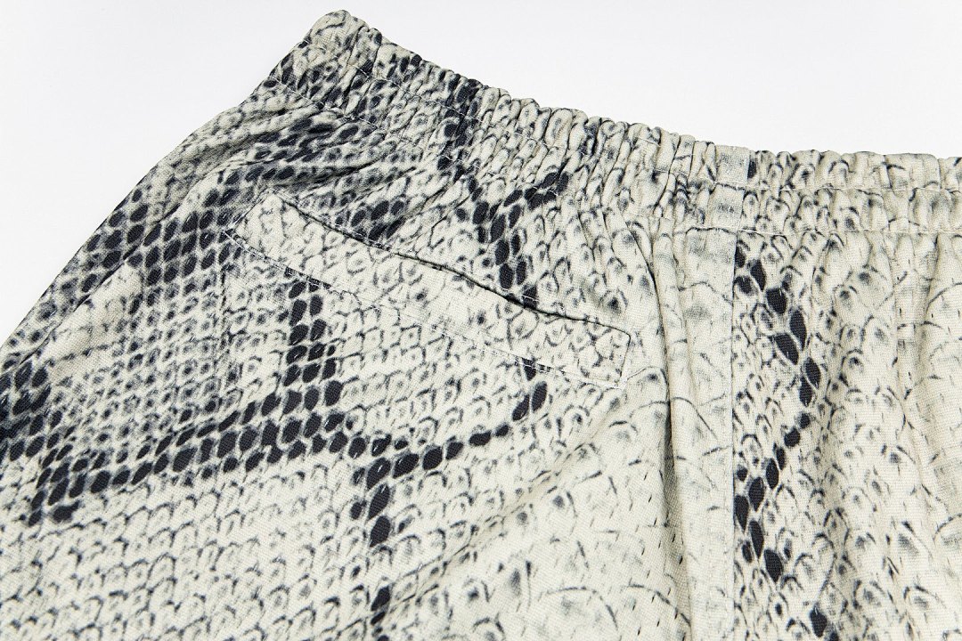 Stüssy Snake Print Loose-Fit Shorts - 6