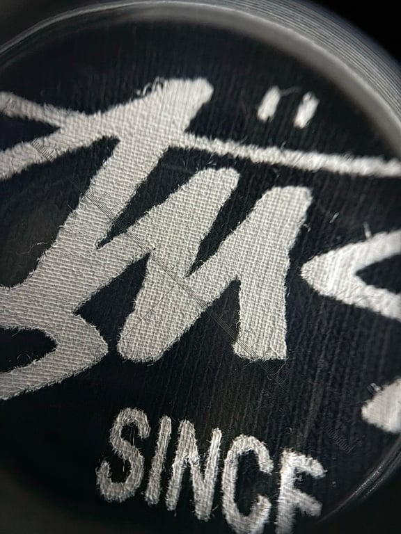 Stüssy Saxophone Graphic Tee - 7