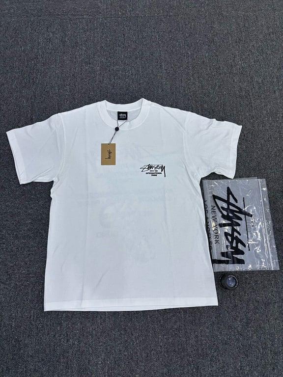 Stüssy Saxophone Graphic Tee - 10