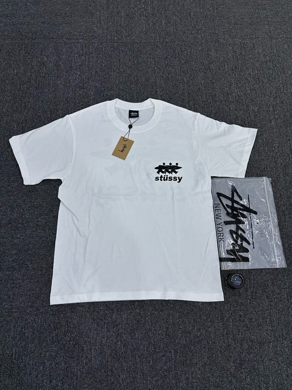 Stüssy Three Figures Graphic Tee - 10