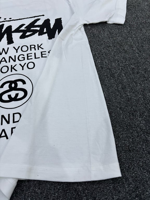 Stüssy World Tour Graphic Tee - 14