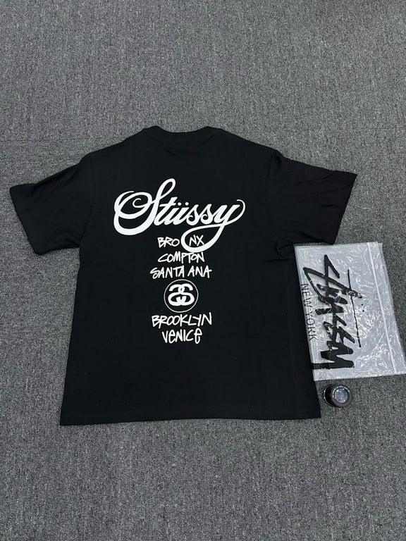 Stüssy World Tour Graphic Tee - 4