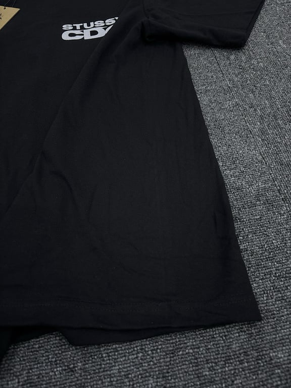 Stüssy x CDG 80-20 Graphic Tee - 14
