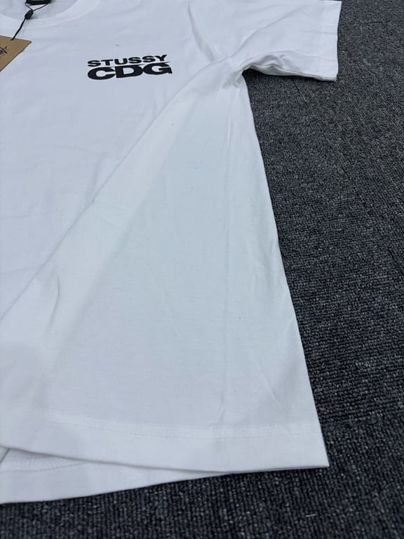 Stüssy x CDG 80-20 Graphic Tee - 6