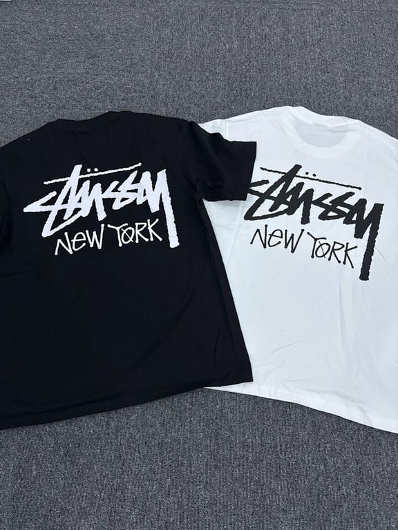 Stüssy New York Graphic Tee - 16