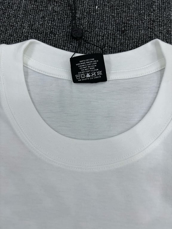 Stüssy Inc Graphic T-Shirt - 9