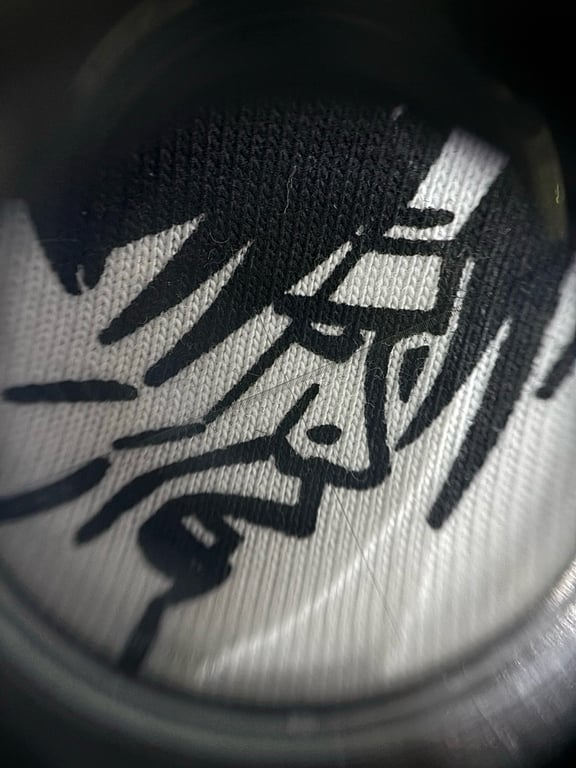 Stüssy Comic Guitar Graphic Tee - 11