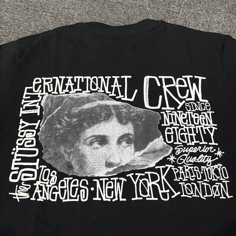Stüssy International Crew Graphic Tee - 8