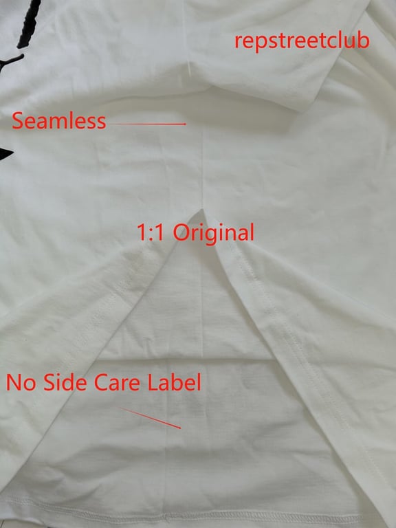 Stüssy Seamless Graphic T-Shirt - 4