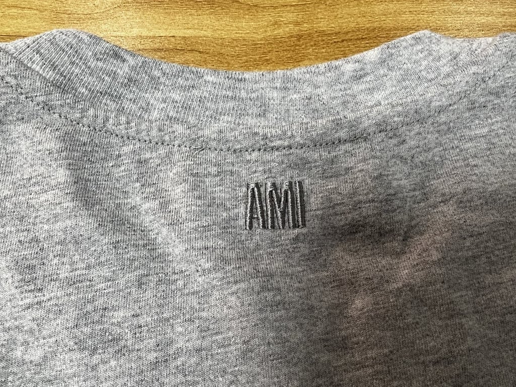 Ami Paris Ami de Coeur Small Logo T-Shirt - 41