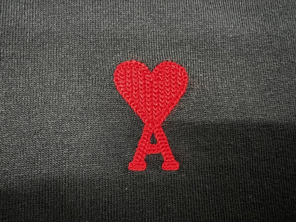 Ami Paris Ami de Coeur Small Logo T-Shirt - 47