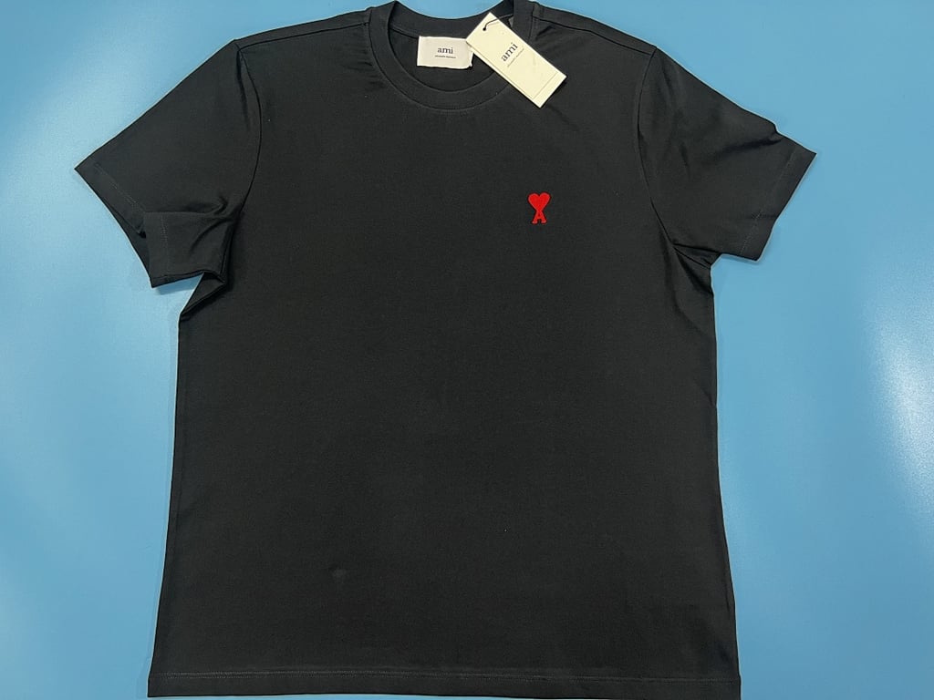 Ami Paris Ami de Coeur Small Logo T-Shirt - 6