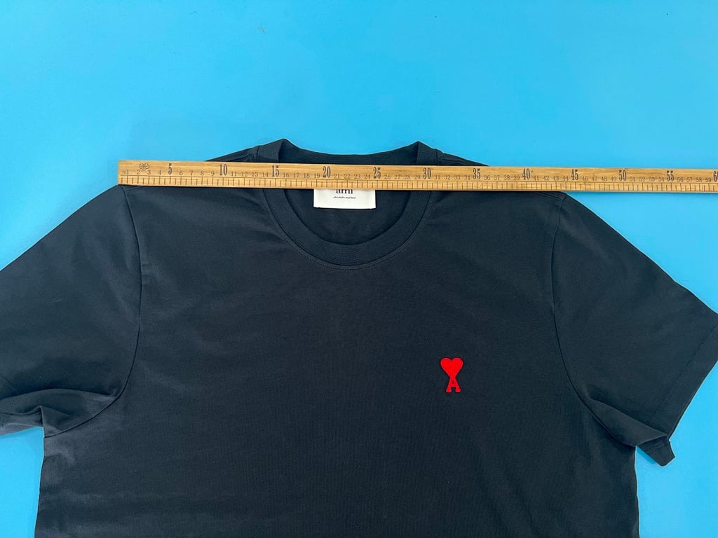 Ami Paris Ami de Coeur Small Logo T-Shirt - 58