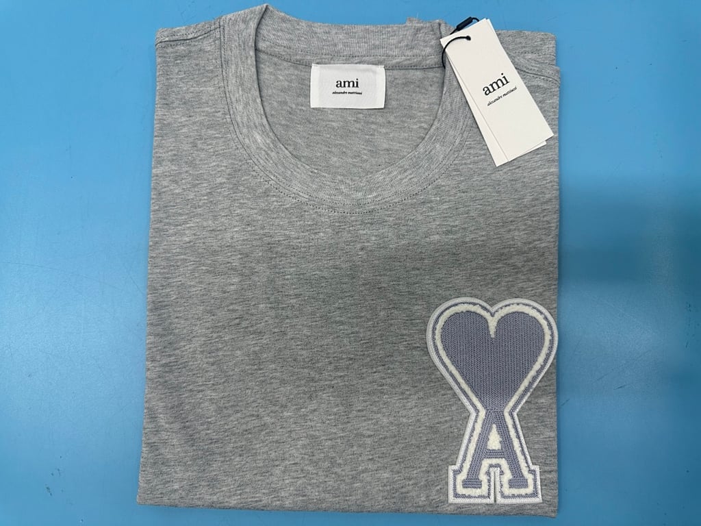Ami Paris Ami de Coeur 3D Badge T-Shirt - 34