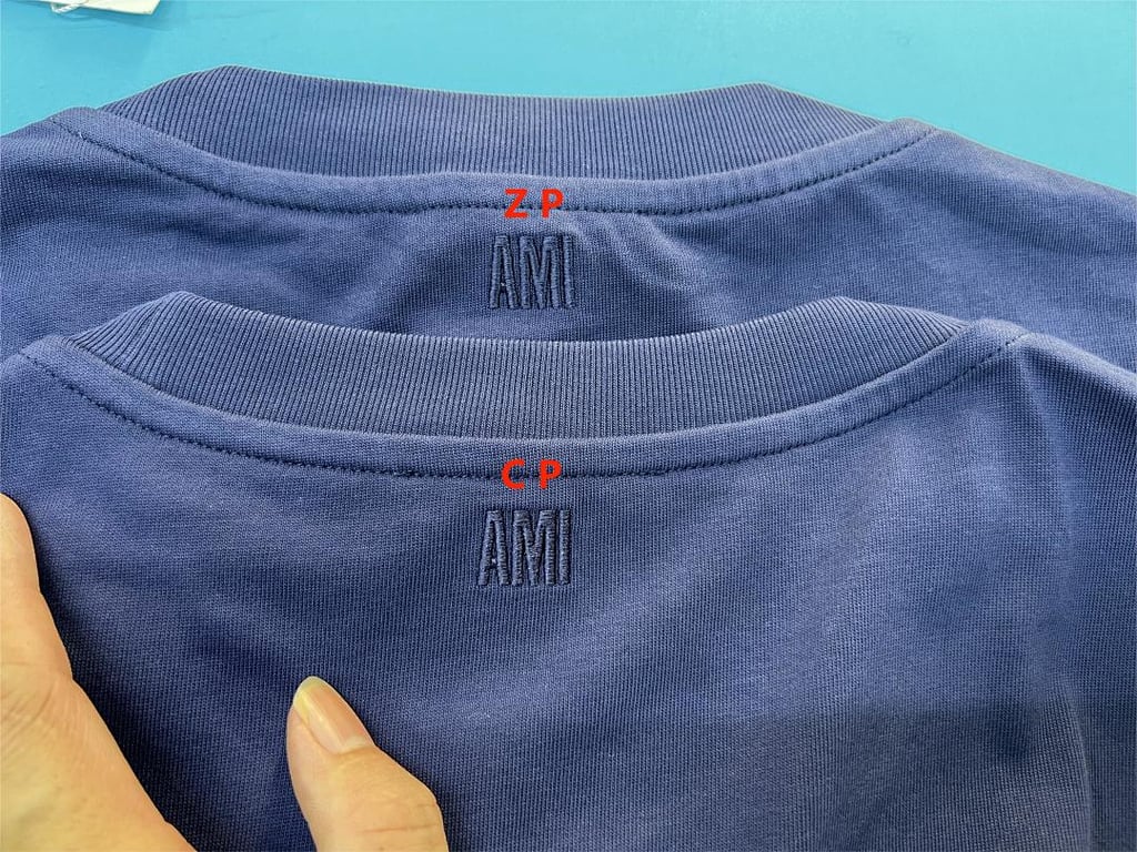 Ami Paris Ami de Coeur 3D Badge T-Shirt - 36