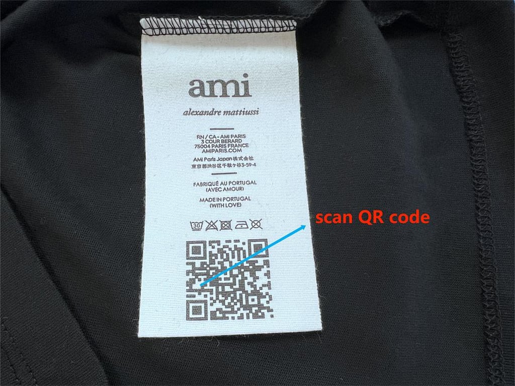 Ami Paris Tonal Logo T-Shirt Black - 30