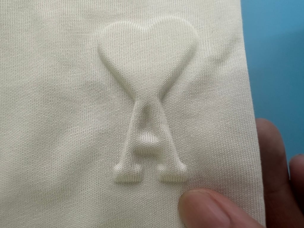 Ami Paris Embossed Logo T-Shirt - 24