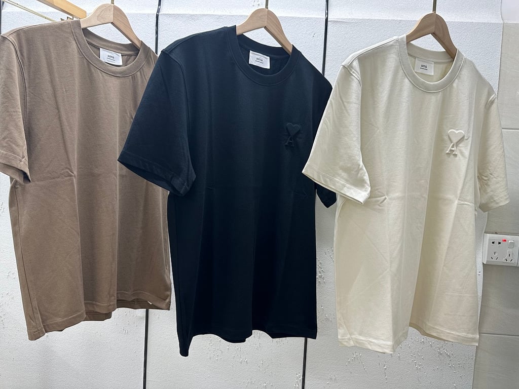 Ami Paris Embossed Logo T-Shirt - 3