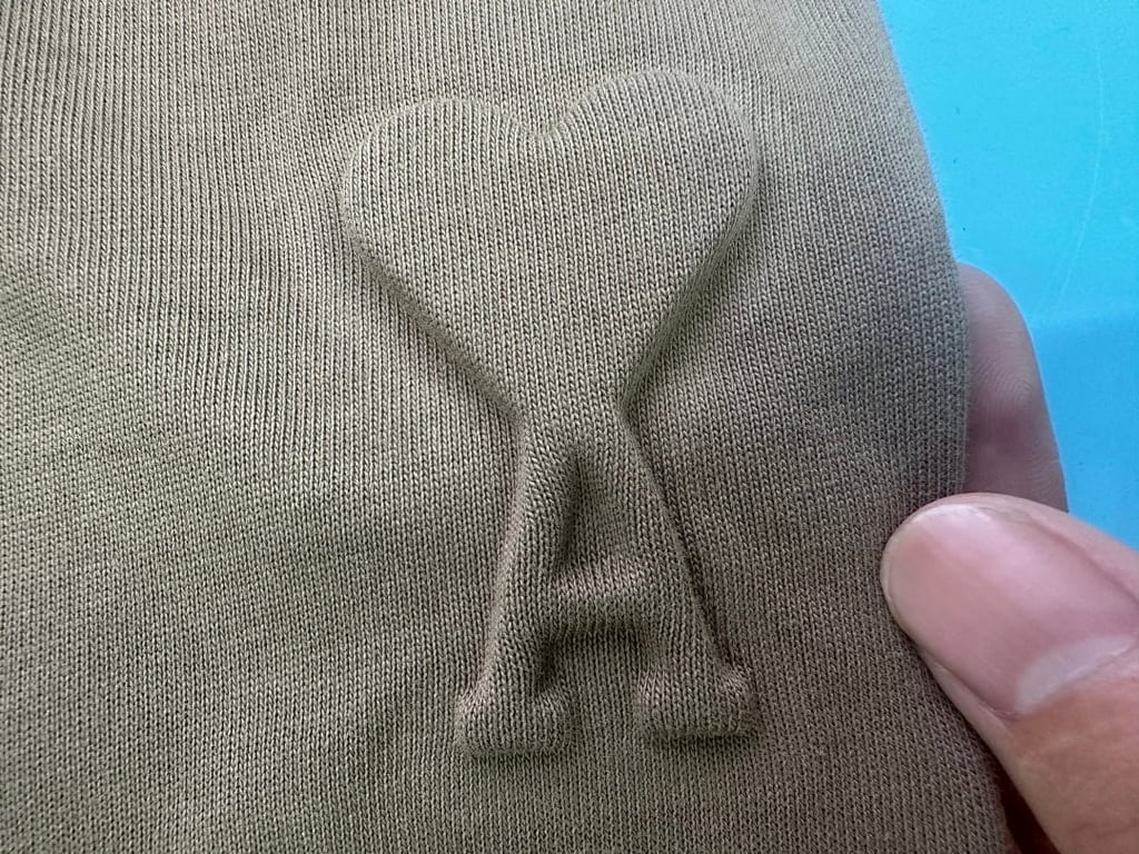 Ami Paris Embossed Logo T-Shirt - 31