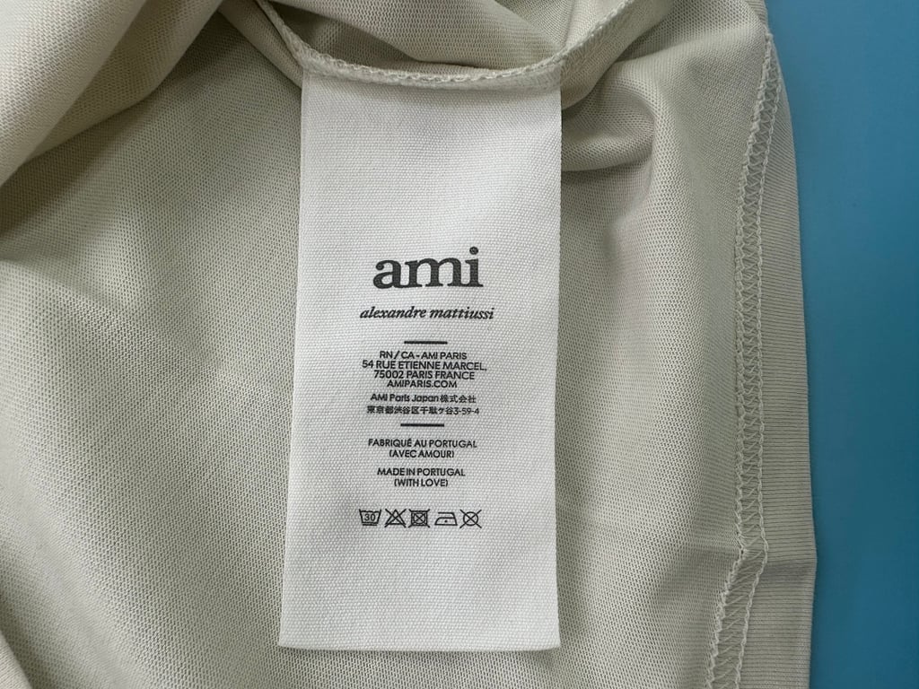 Ami Paris Embossed Logo T-Shirt - 34