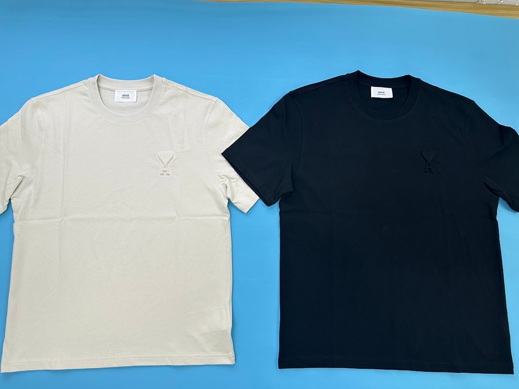 Ami Paris Embossed Logo T-Shirt - 4