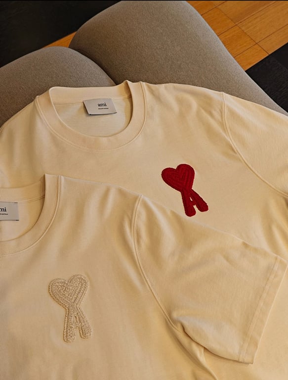 Ami Paris Big Heart Logo T-Shirt - 11