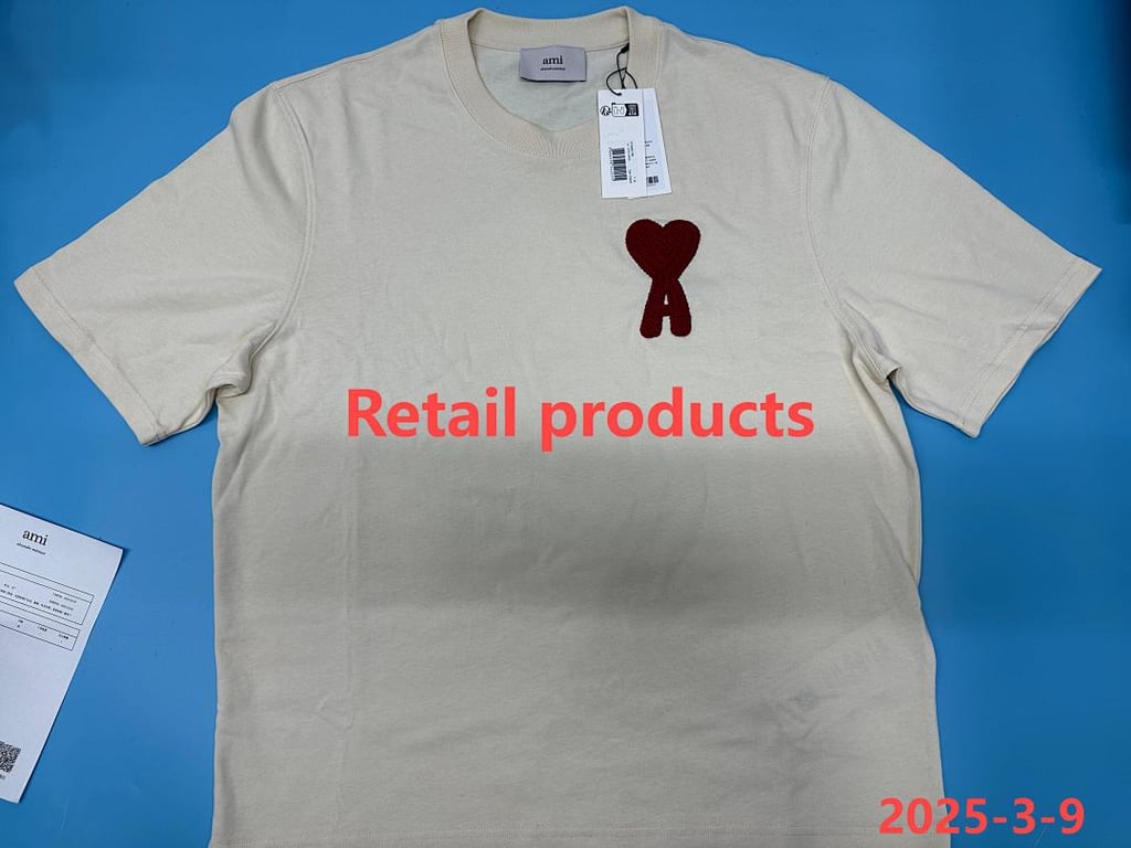 Ami Paris Big Heart Logo T-Shirt - 12
