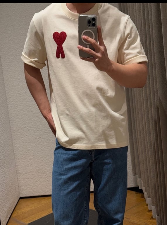 Ami Paris Big Heart Logo T-Shirt - 15