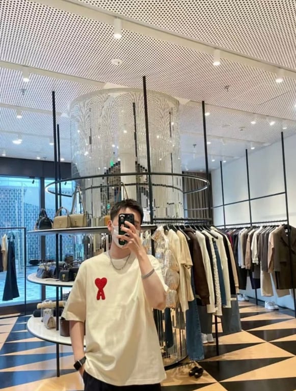 Ami Paris Big Heart Logo T-Shirt - 16