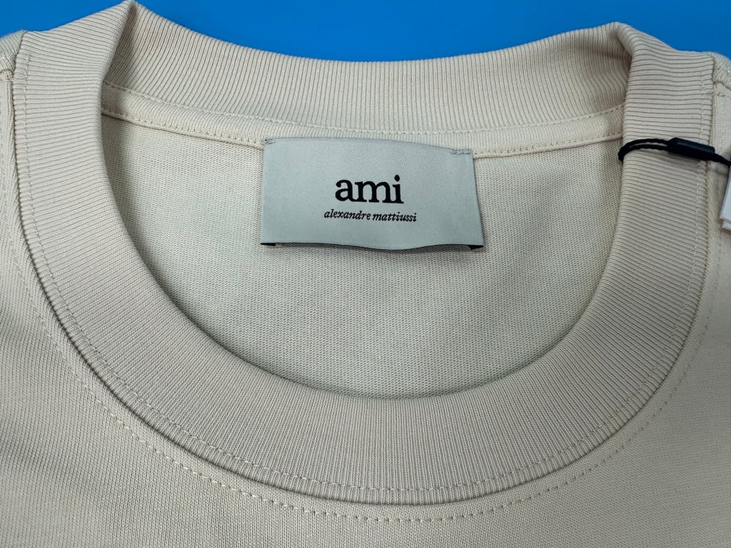 Ami Paris Big Heart Logo T-Shirt - 22