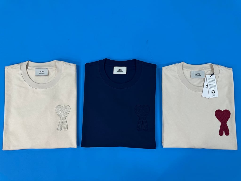 Ami Paris Big Heart Logo T-Shirt - 33