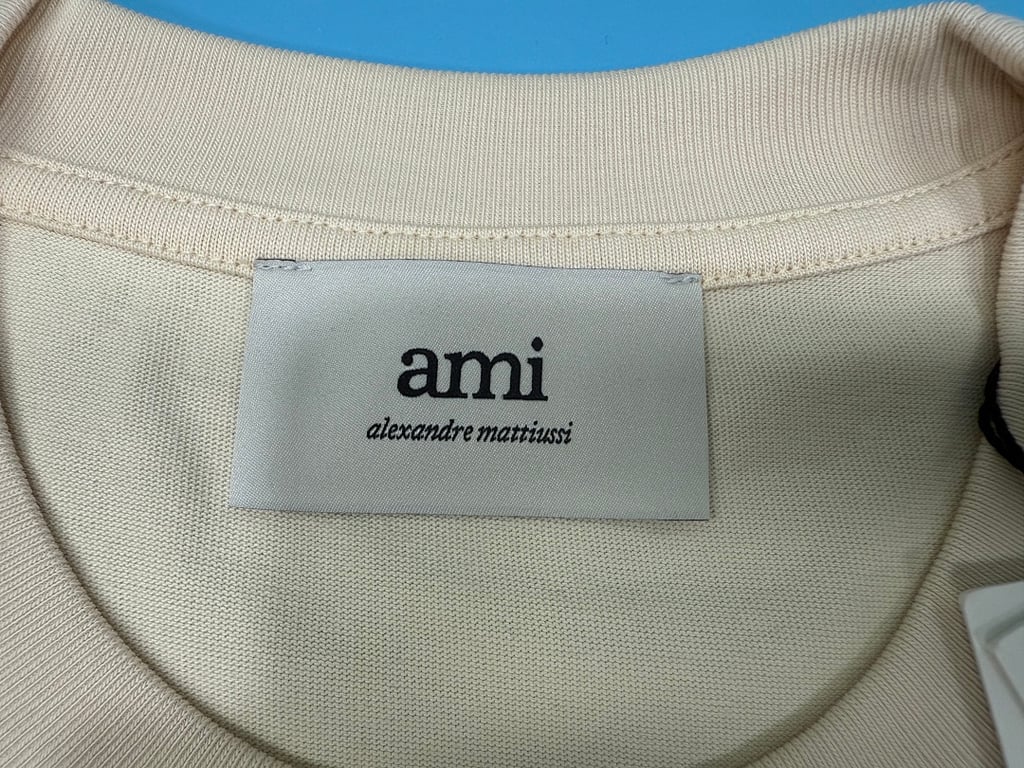 Ami Paris Embroidered Logo T-Shirt - 25