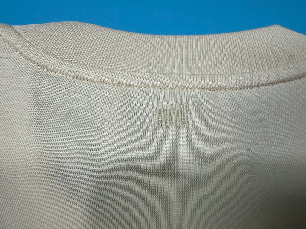 Ami Paris Embroidered Logo T-Shirt - 30