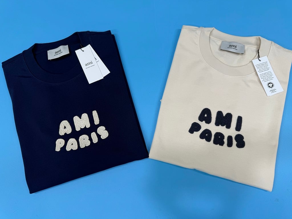 Ami Paris Embroidered Logo T-Shirt - 38