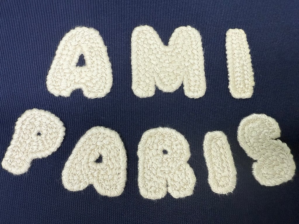 Ami Paris Embroidered Logo T-Shirt - 41