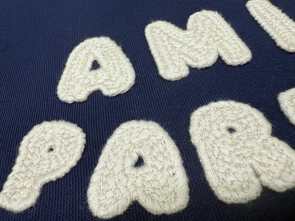 Ami Paris Embroidered Logo T-Shirt - 42
