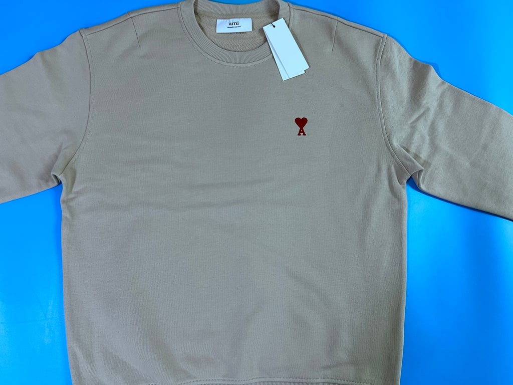 Ami Paris Ami de Coeur Small Logo Sweatshirt - 16