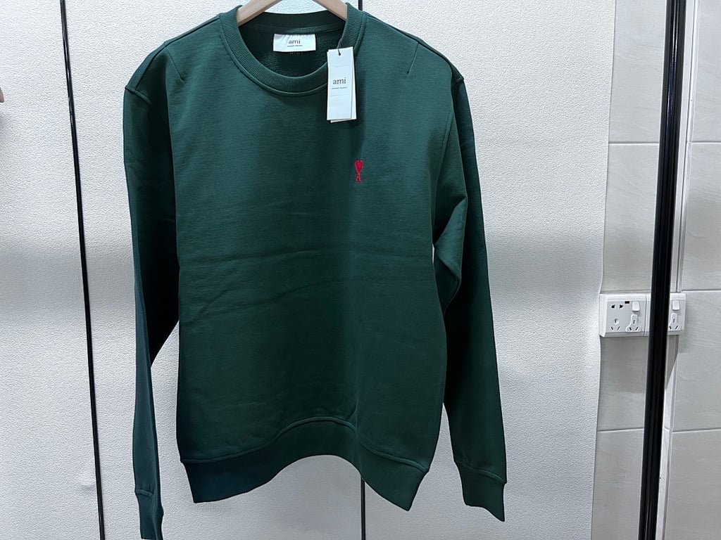 Ami Paris Ami de Coeur Small Logo Sweatshirt - 29