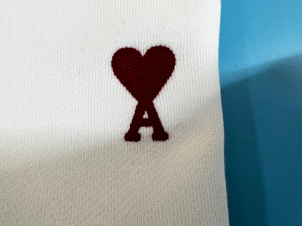 Ami Paris Ami de Coeur Small Logo Sweatshirt - 43