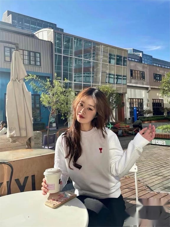 Ami Paris Ami de Coeur Small Logo Sweatshirt - 45