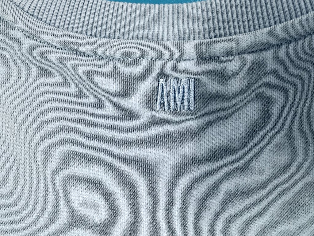 Ami Paris Ami de Coeur Small Logo Sweatshirt - 60