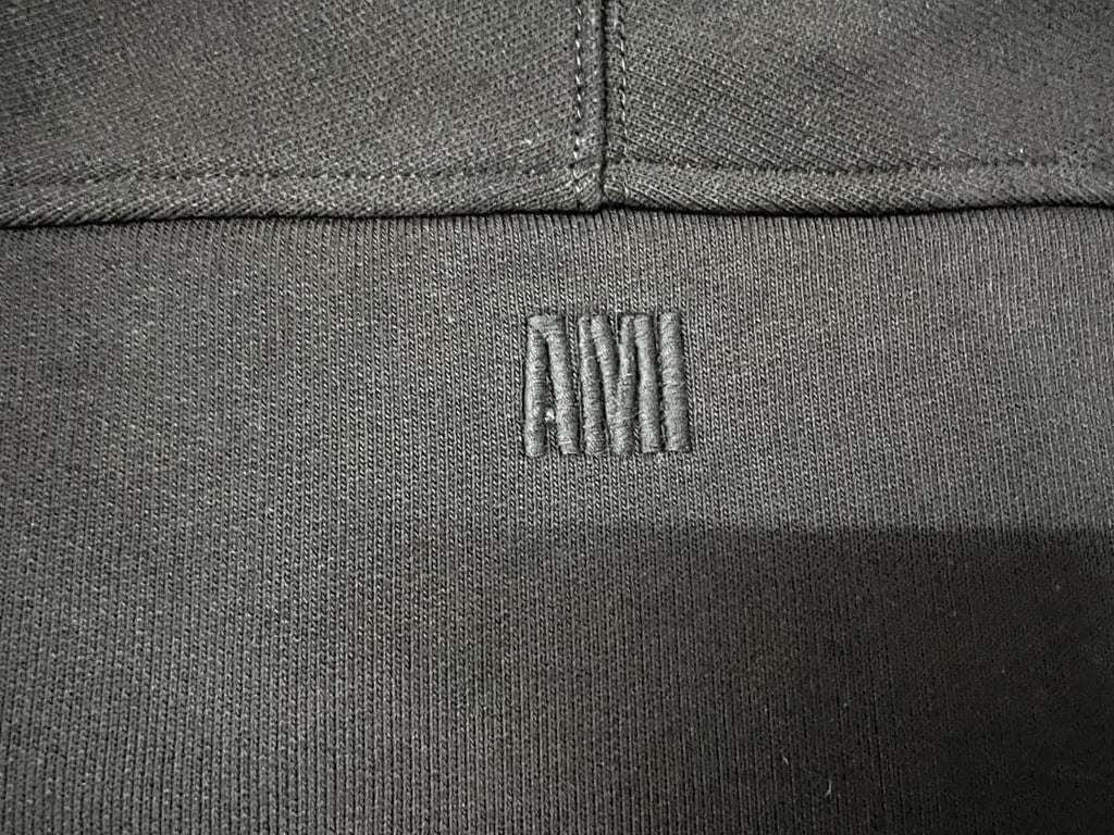 Ami Paris Ami de Coeur Sweatshirt - 23