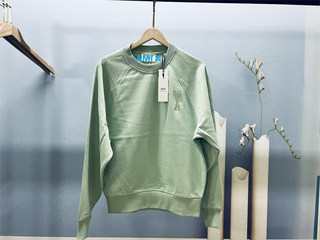 Ami Paris Ami de Coeur Sweatshirt - 53