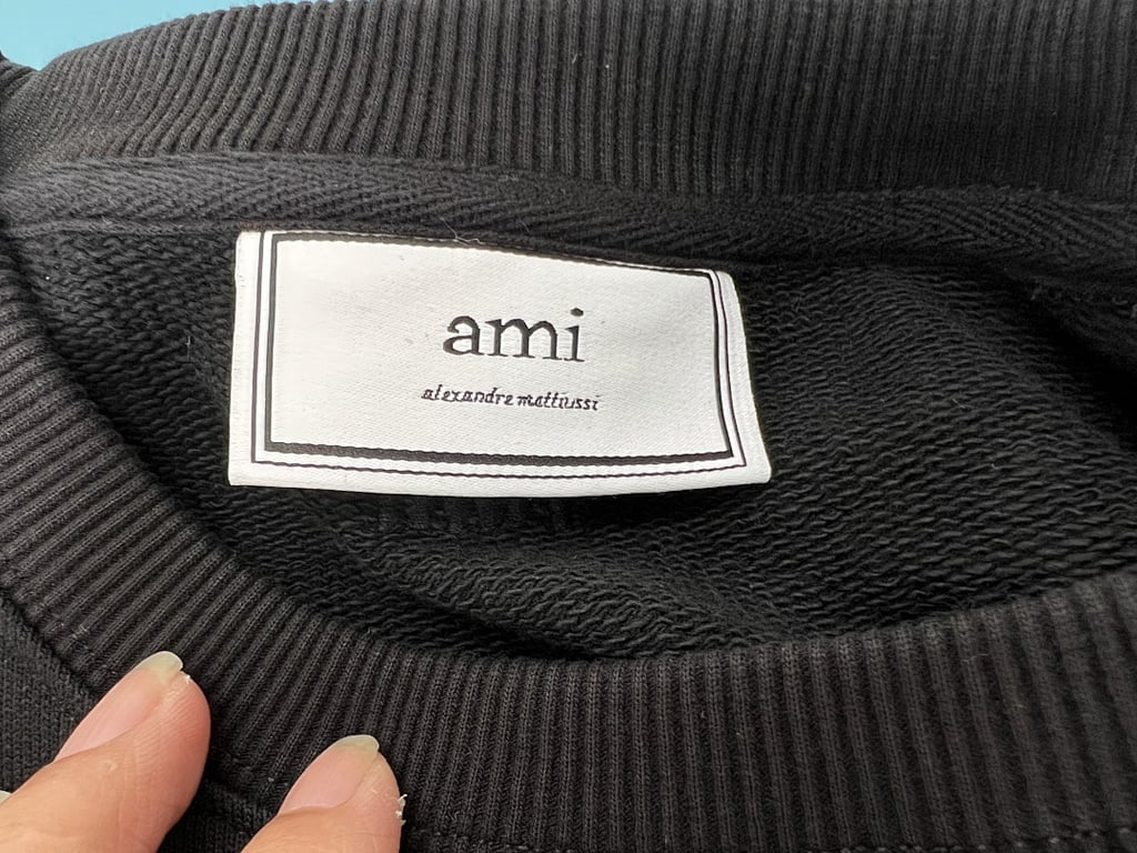 Ami Paris Ami de Coeur Badge Sweatshirt - 25
